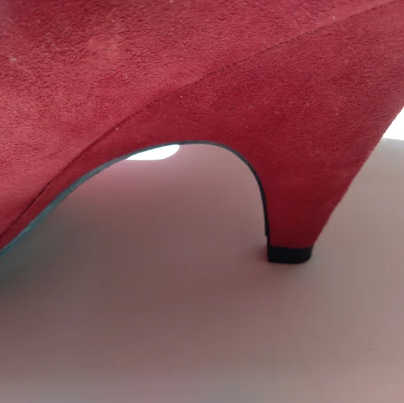 COPY - Zara Red Suede Shoes - Picture 9 of 10